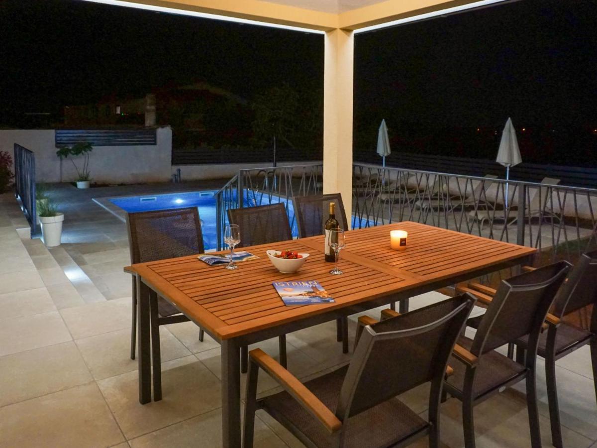 Holiday Home Villa Dora By Interhome Pula Ngoại thất bức ảnh